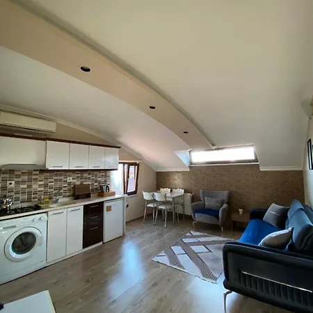 Araz Apartment *