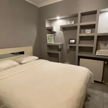 Araz Apartment *