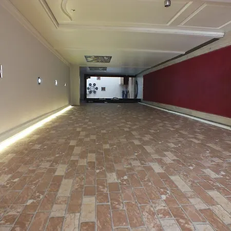 Araz Apartment *
