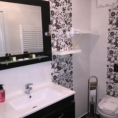 Araz Apartment